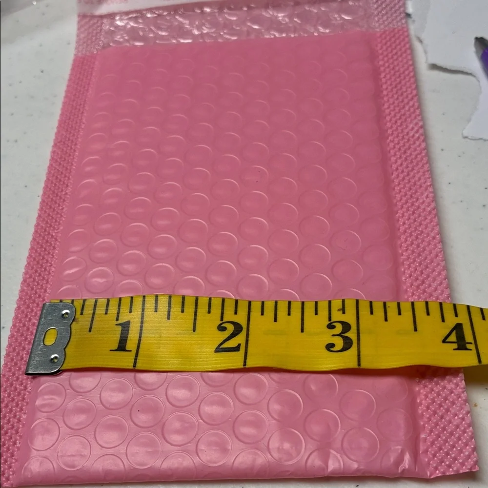 10 Pink Bubble Mailers